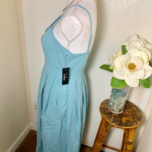 Lulu’s Dress - Picture 4 of 7